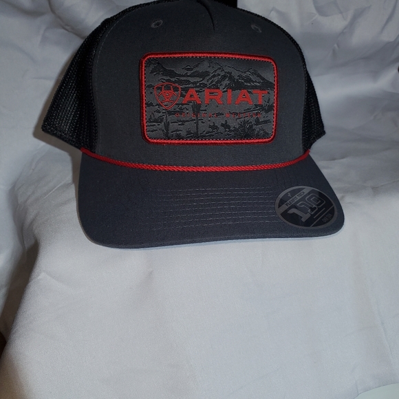 Ariat Hat. (New) charcoal face,  Black mesh back, with red patch. Snap back. - Picture 5 of 6